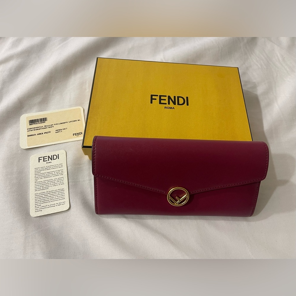 AUTHENTIC Fendi long wallet